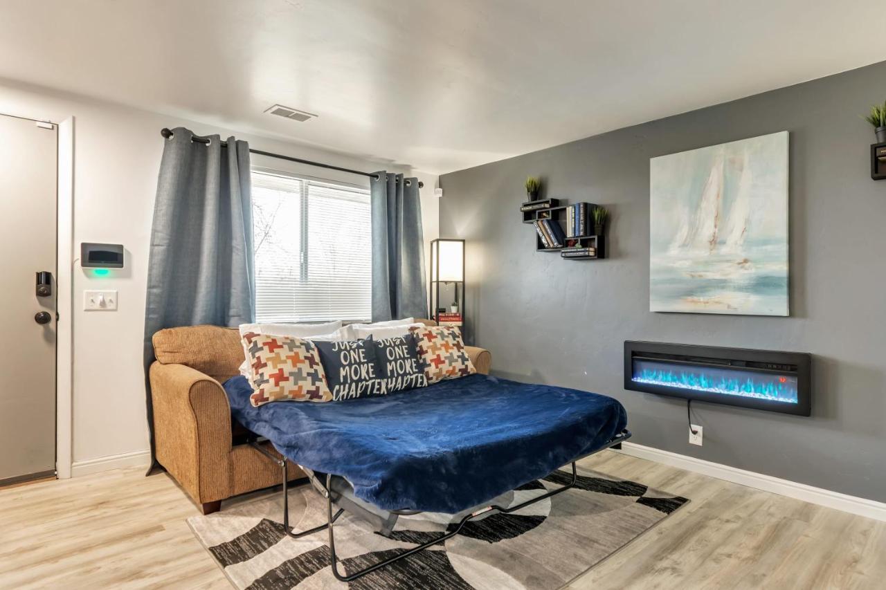 盐湖城Cozy For Bookworms - Laundry - King Bed - Parking公寓 外观 照片